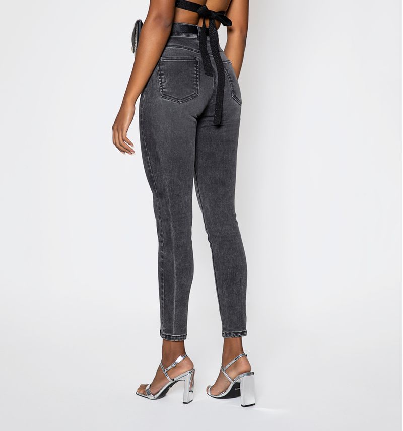 -stfmx-io-producto-Ultra-Slim-Fit-NEGRO-S139560-4