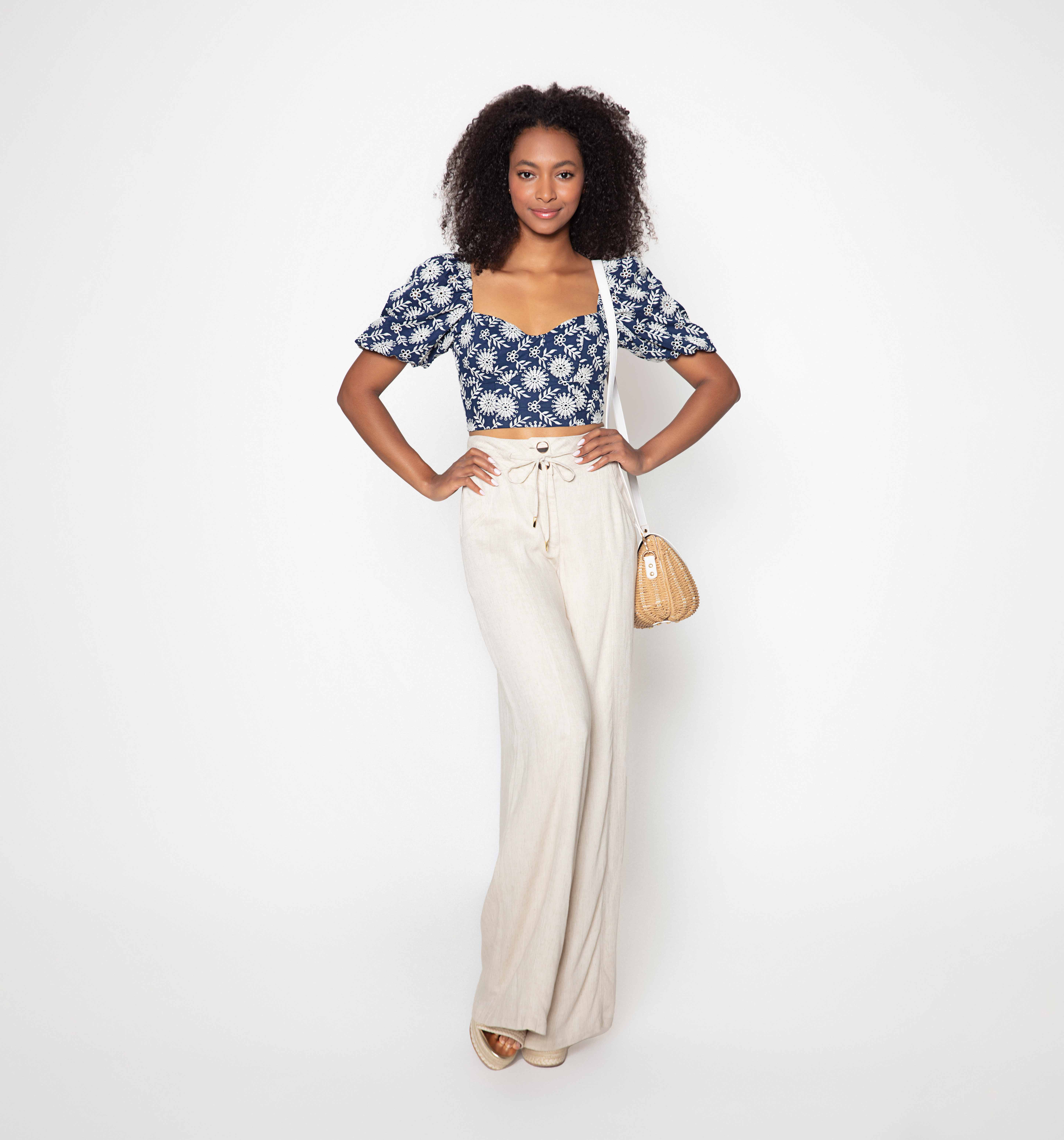 Blusa Manga Corta Con Espalda Cruzada En