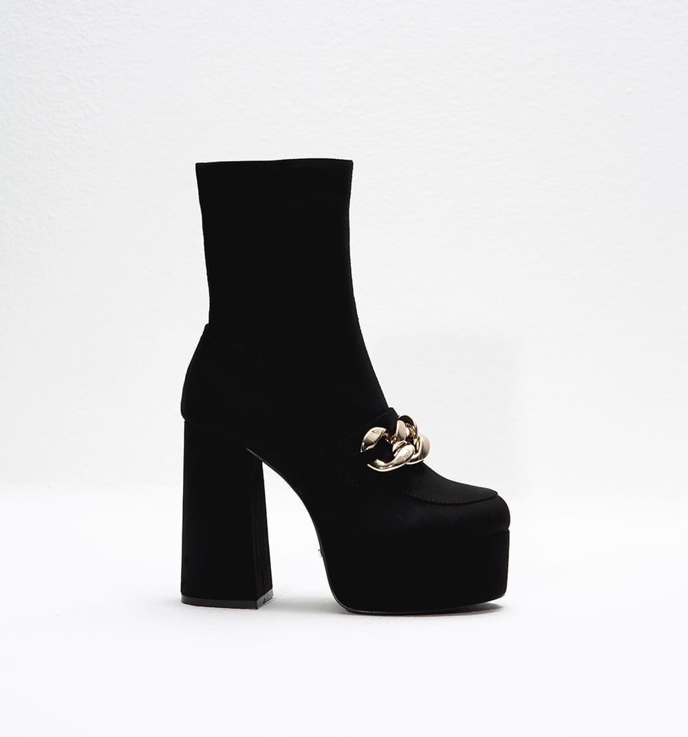 Bota Media Caña Con Maxi Cadena En Capel