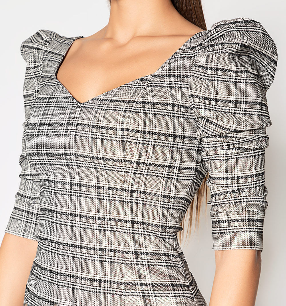 Vestido Corto Manga 3/4 Con Broches