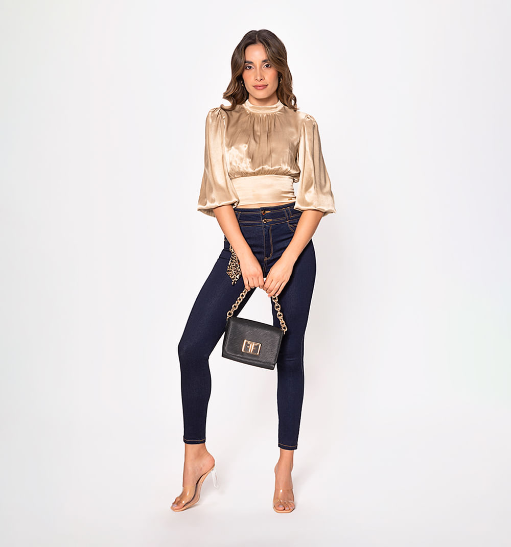 Blusa Manga 3/4  Cuello Alto Con Fajon