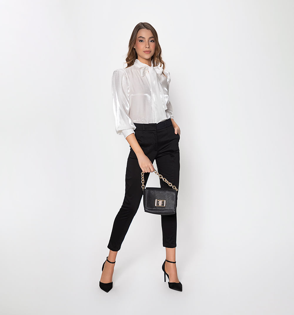 Blusa Manga Larga Con Laso En Cuello