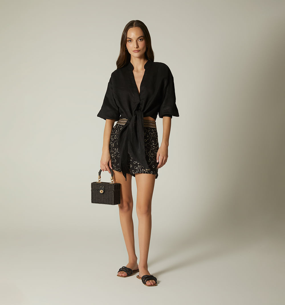 Short Tiro Alto Con Insumo En Pretina