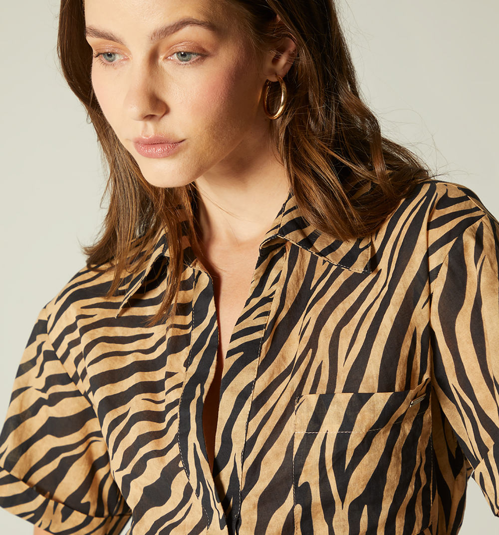 7Blusa Manga Corta Con Entorche