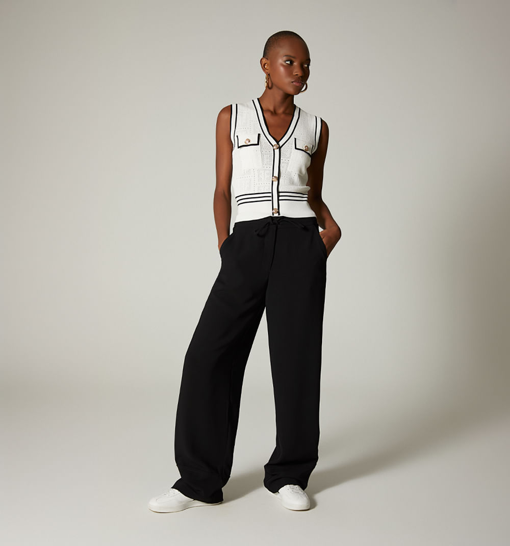 Pantalon  Bota Ancha Tiro Alto Con Detal