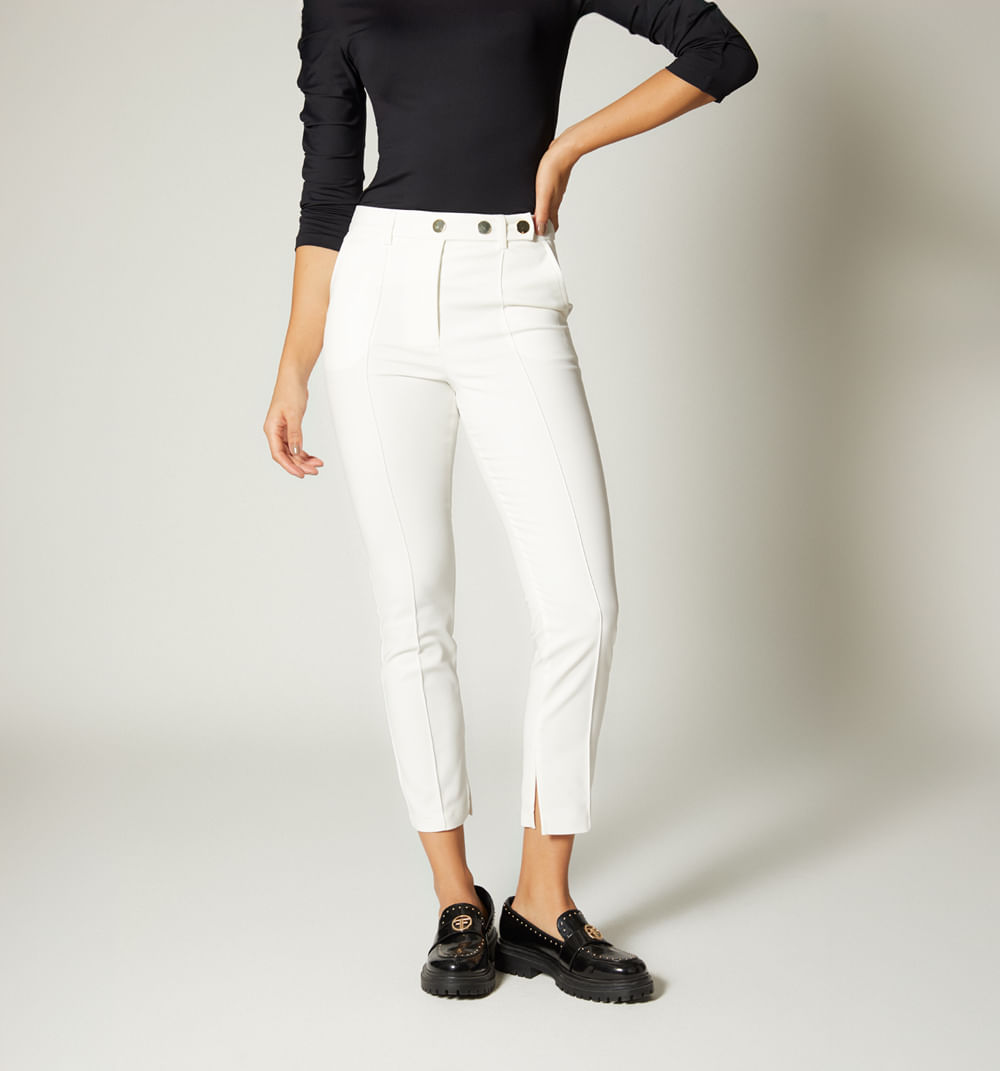 Pantalon Tipo Chino Con Abertura En Bota