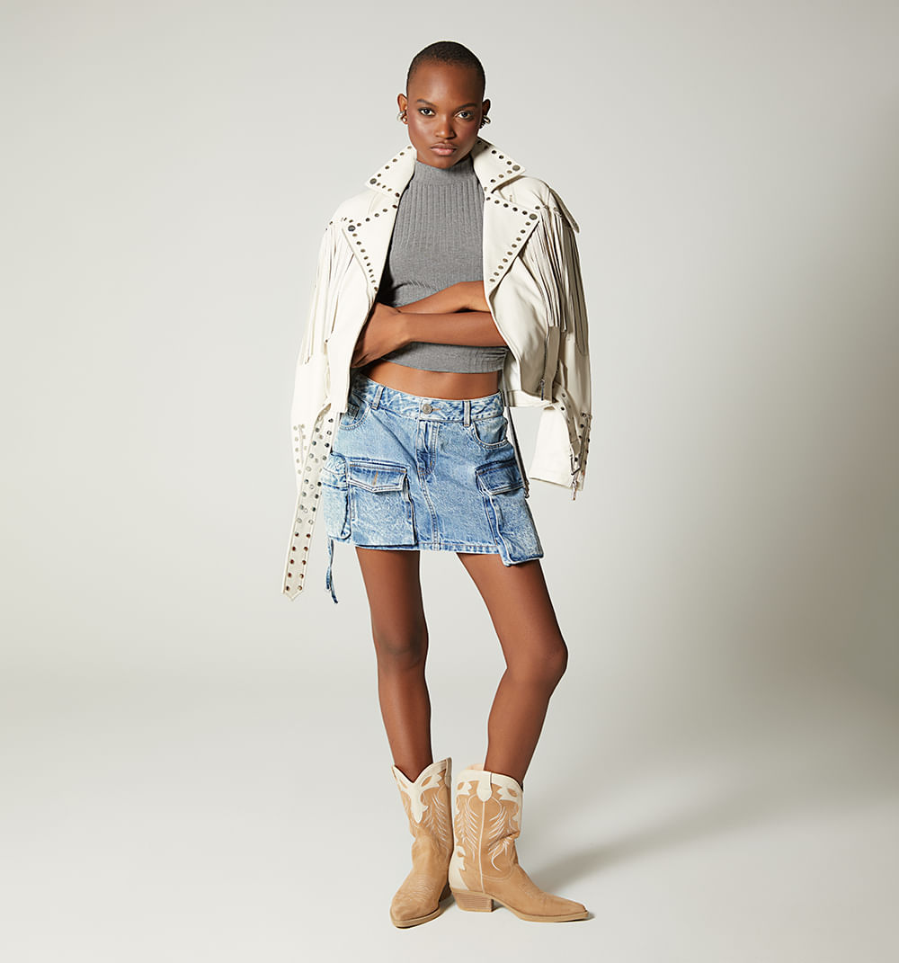 Falda Corta, Bolsillos Cargo