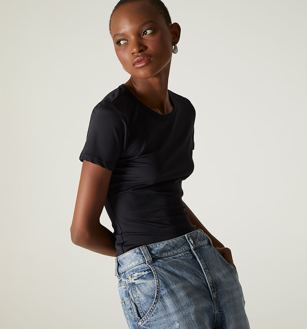 Blusa Basica Escote Redondo Manga Corta