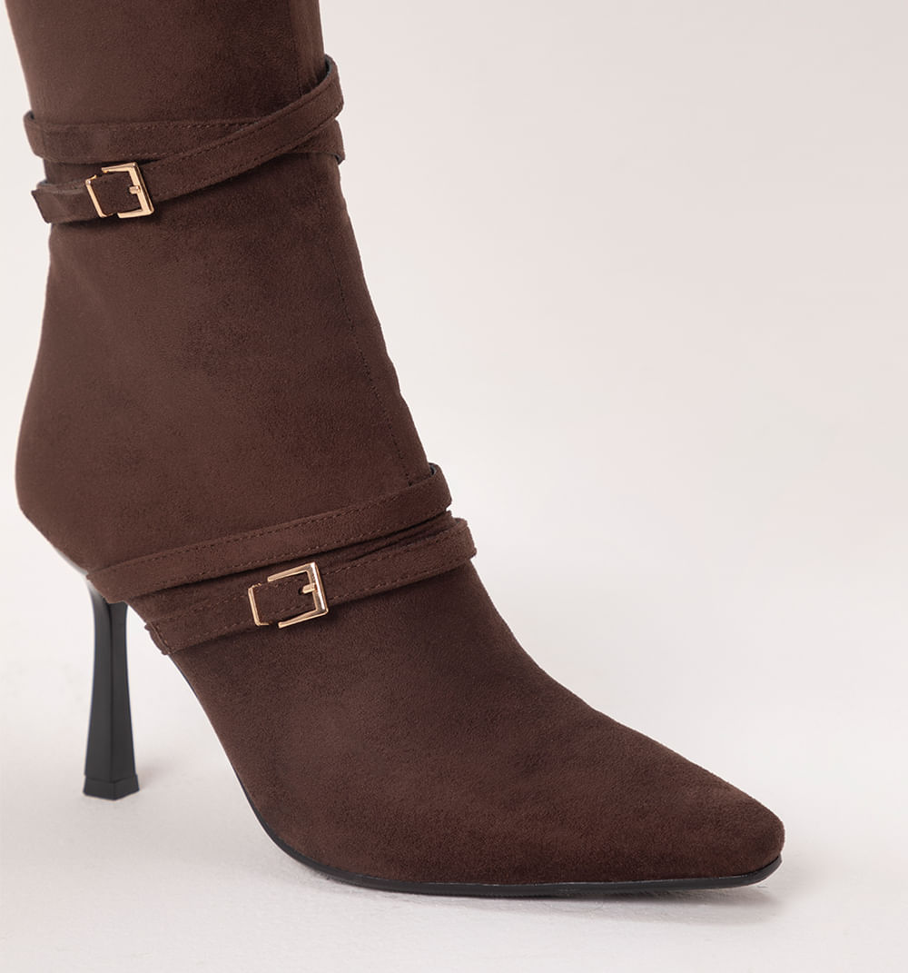 Bota Cana Alta Con Hebillas