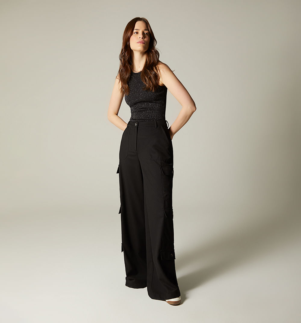 Pantalon Tipo Cargo Con Brochess