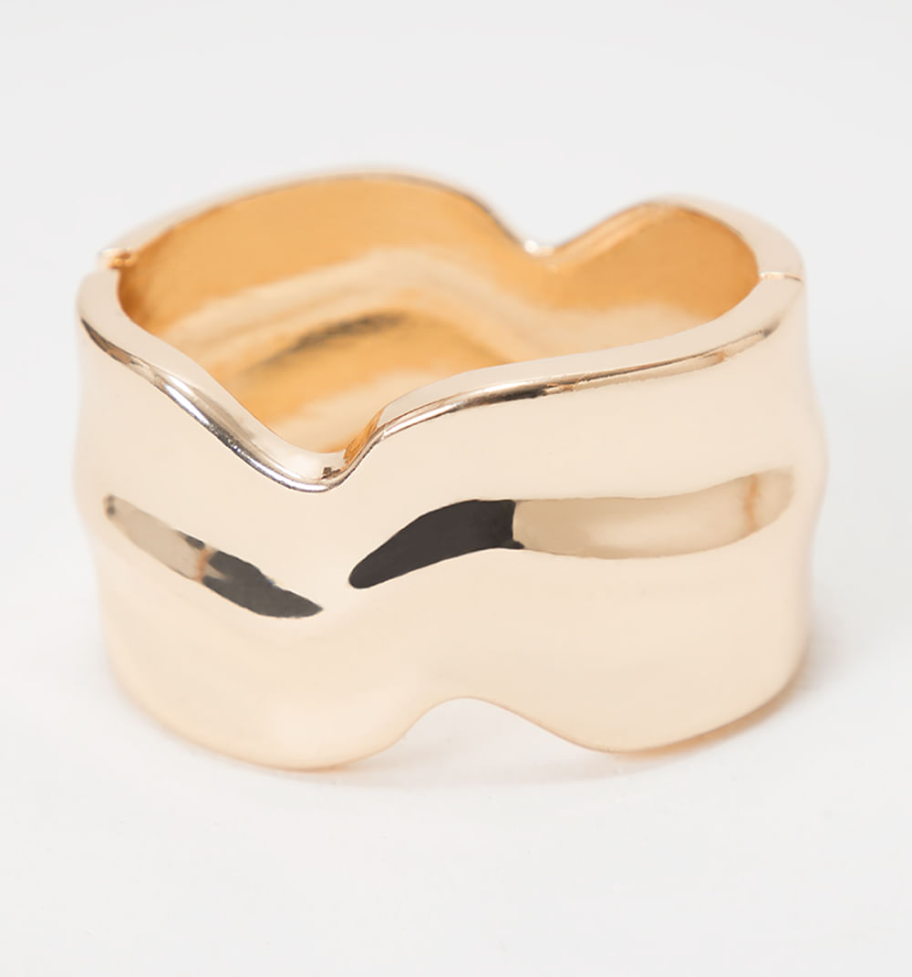 Brazalete Con Relieve