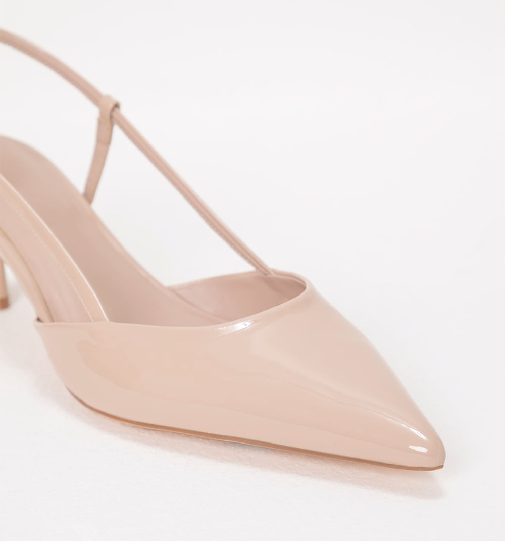 Zapato Cerrado Stiletto Con Tacón Bajo