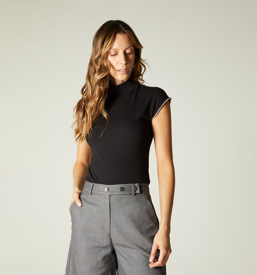 Blusa Manga Rodada Cuello Alto