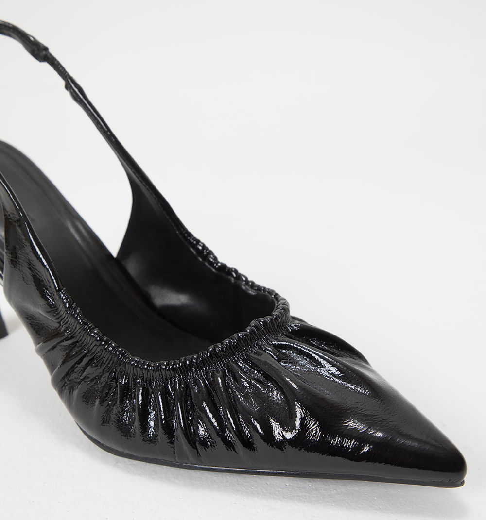 Tacon Cerrado Con Con Tira Al Talon