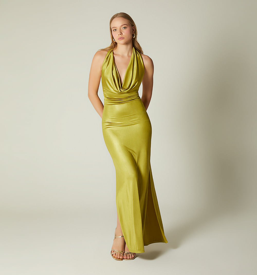 Vestido Largo Con Escote Profundo