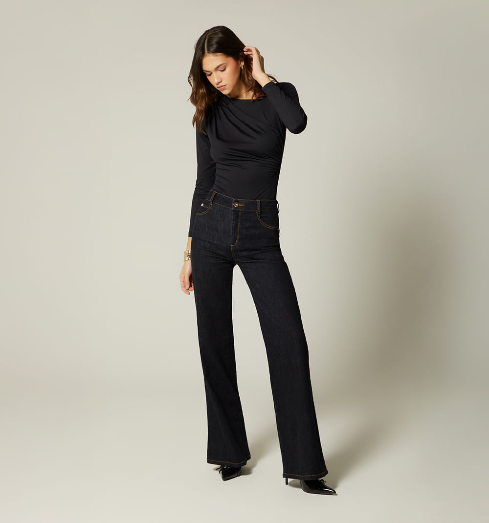 Blusa Escote Asimetrico Manga Larga