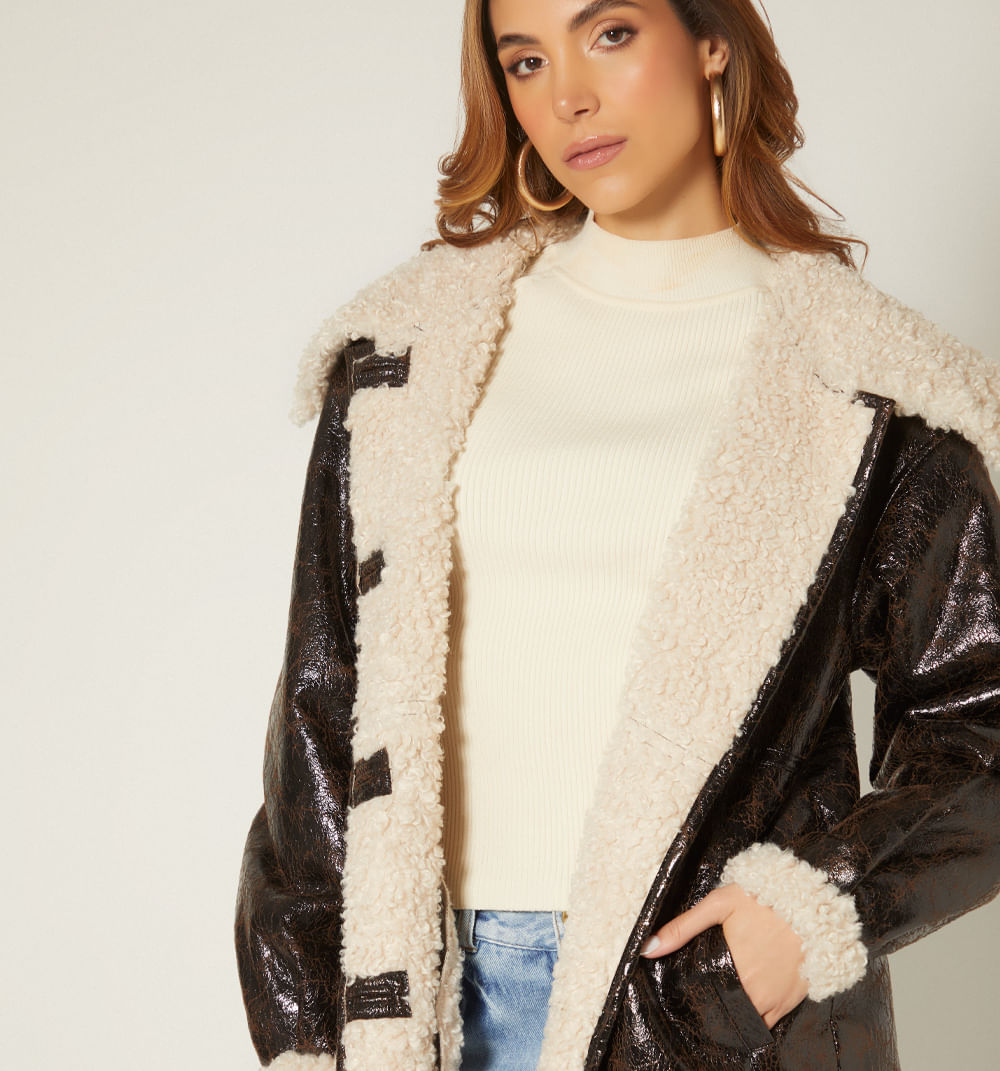 Gaban Con Pelo Interno Y Botones