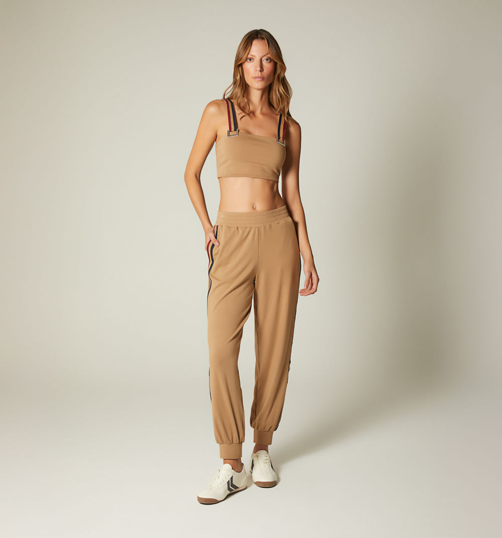 Crop Corto Con Cinta Decorativa En Tira