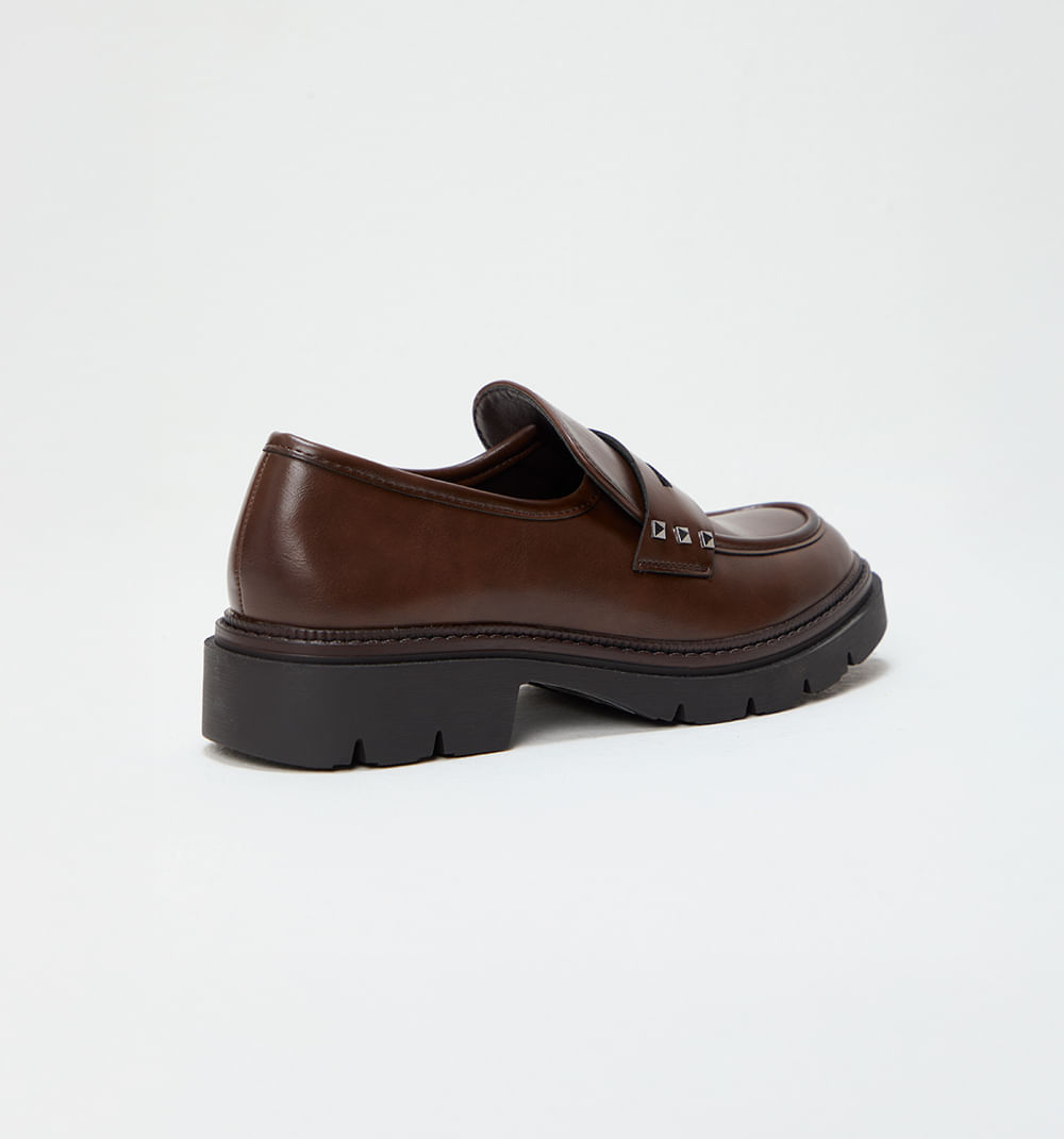Zapato  Cerrado Tipo Loofer Con Taches