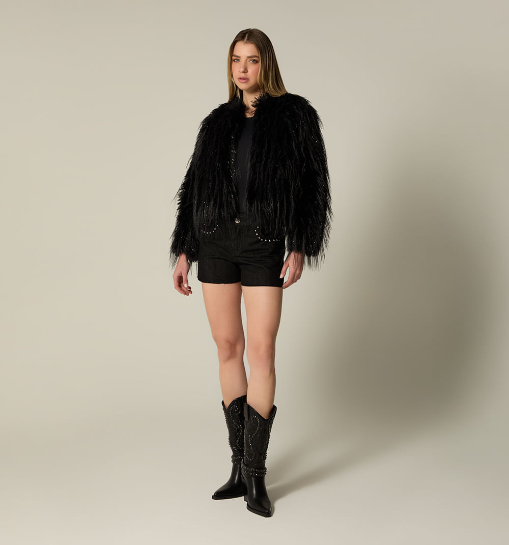 Short Tiro Medio Bolsillos Con Taches