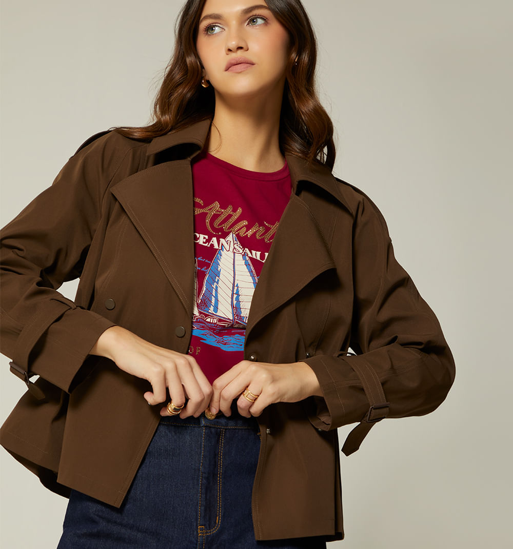 Trench Corto Con Cintura Enresortada