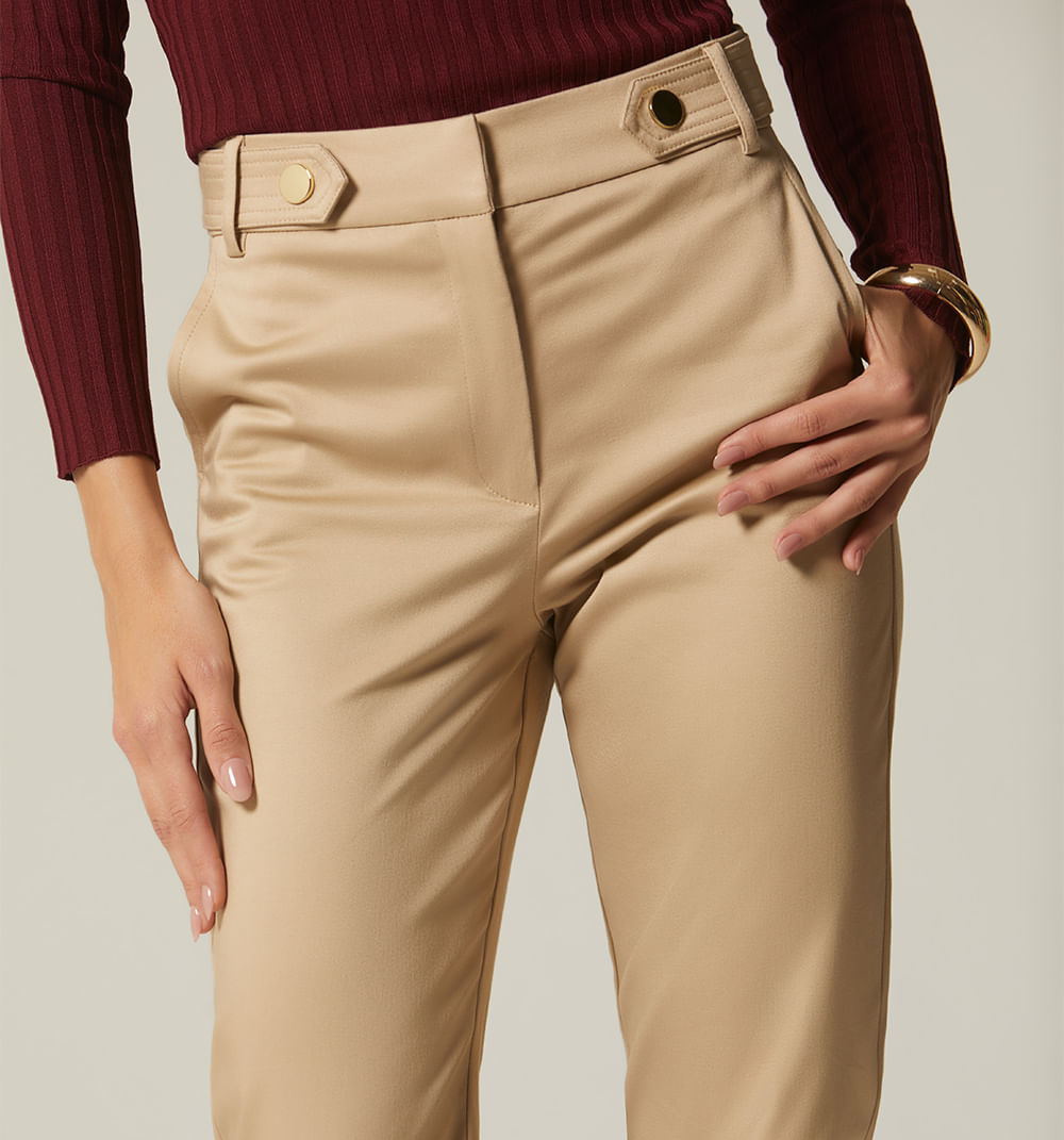 Pantalon Tiro Alto Detalle En Pretina