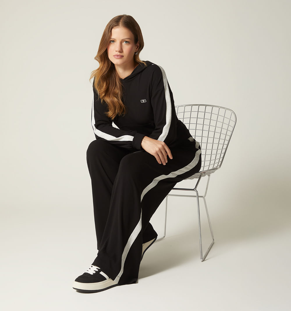 Pantalón Deportivo Con Franja En Costado