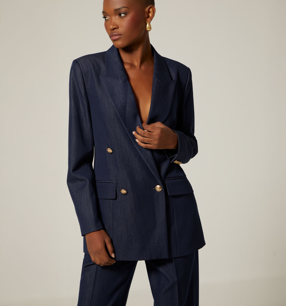 Blazer Manga Larga Cuatro Botones