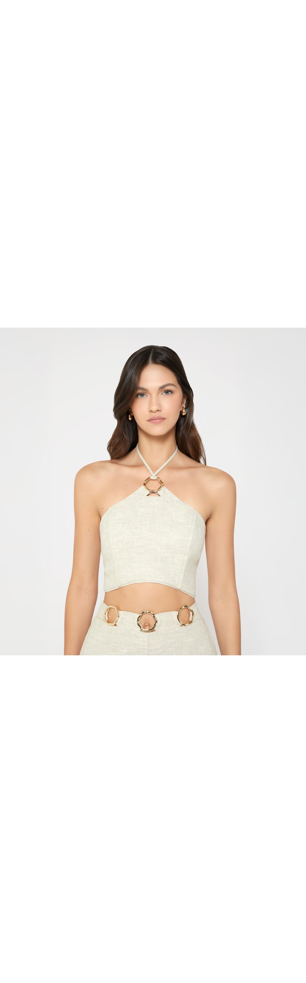 Blusa Con Herraje Y Anudado Al Cuello