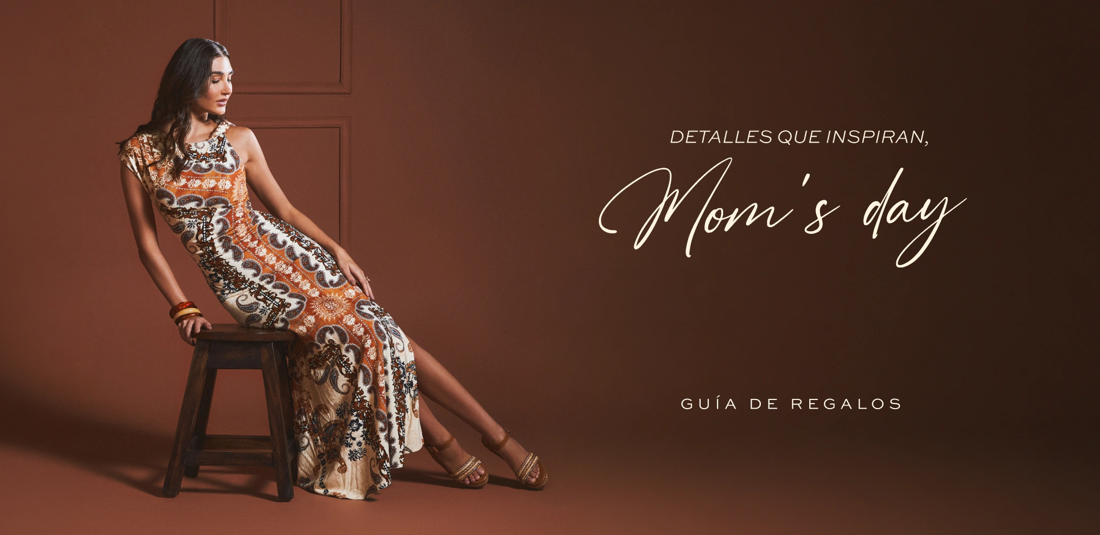 Ropa para mujer ideal para regalo del día de la madre con blazer en tonos neutros